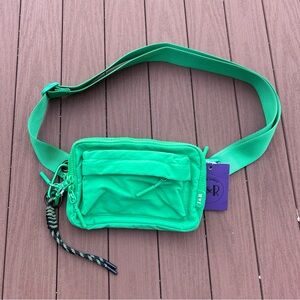 Iris & Rainbow Crossbody Bag Kelly Green with Keychain New